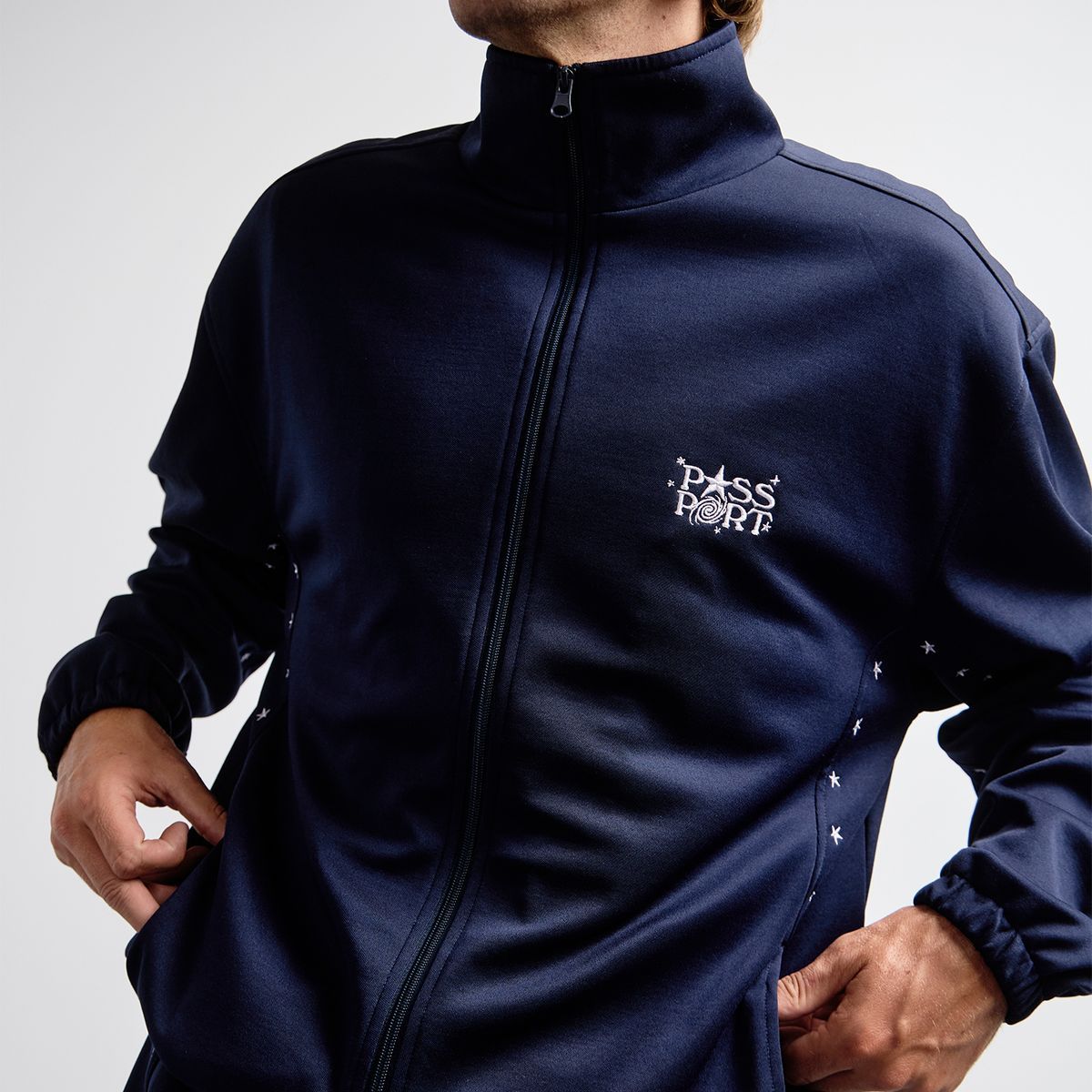 PASS~PORT SKATEBOARDS STARGAZER TRACK JACKET NAVY