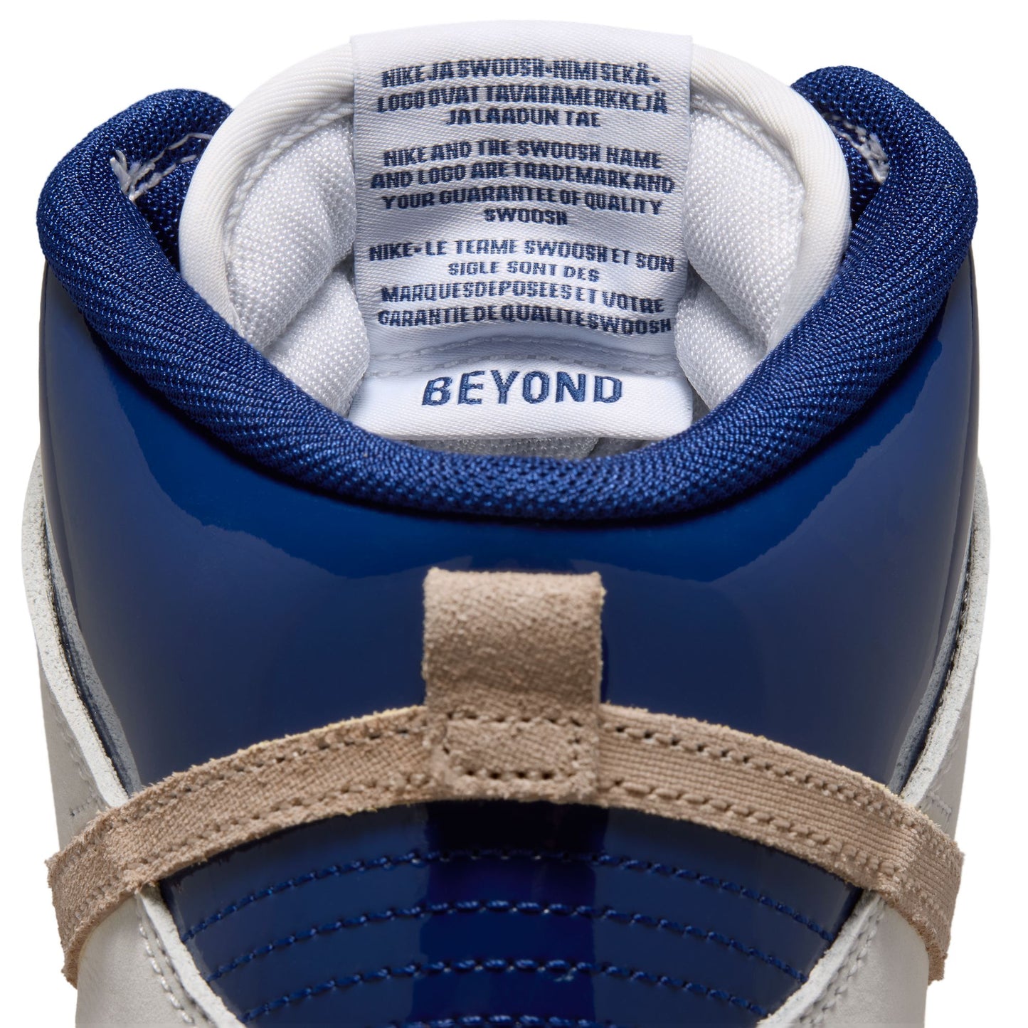 NIKE SB DUNK HIGH PRO QS BY