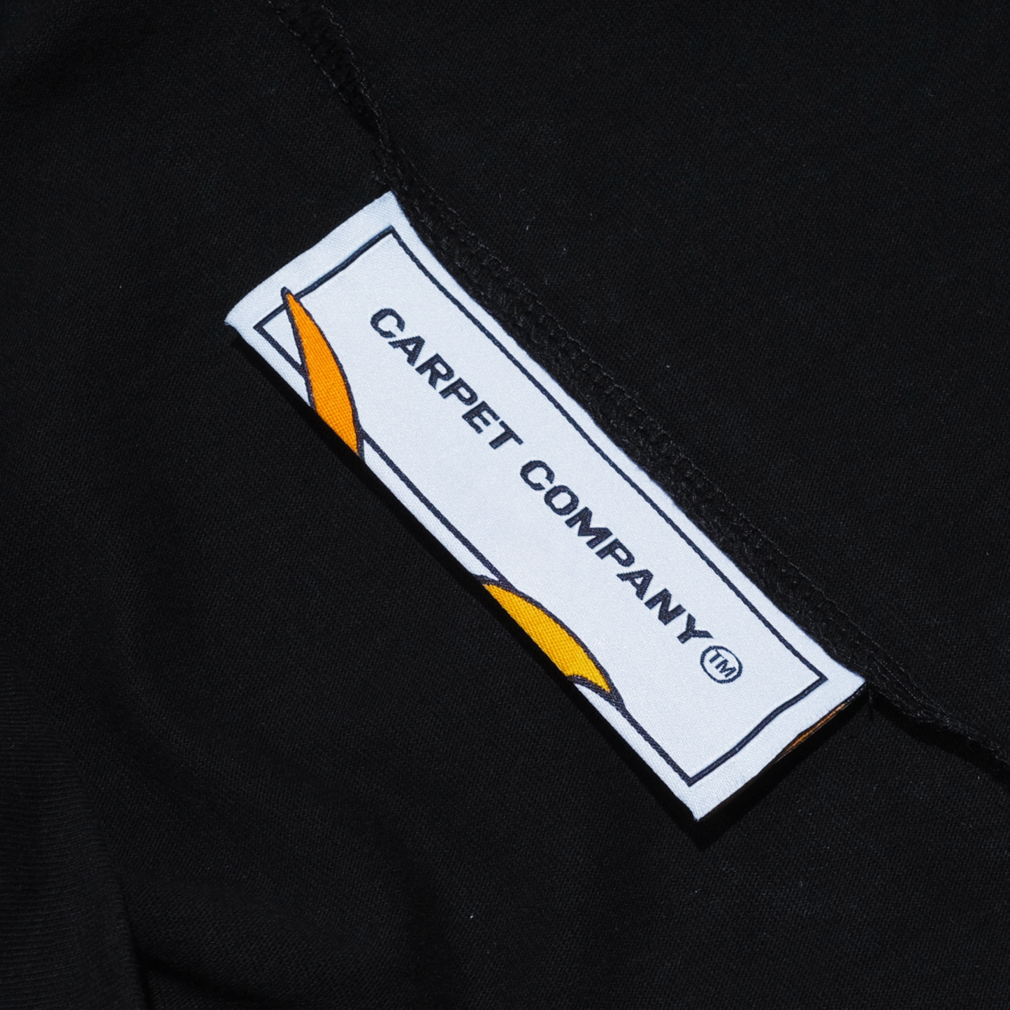 CARPET COMPANY RATCHETTY ANN TEE BLACK
