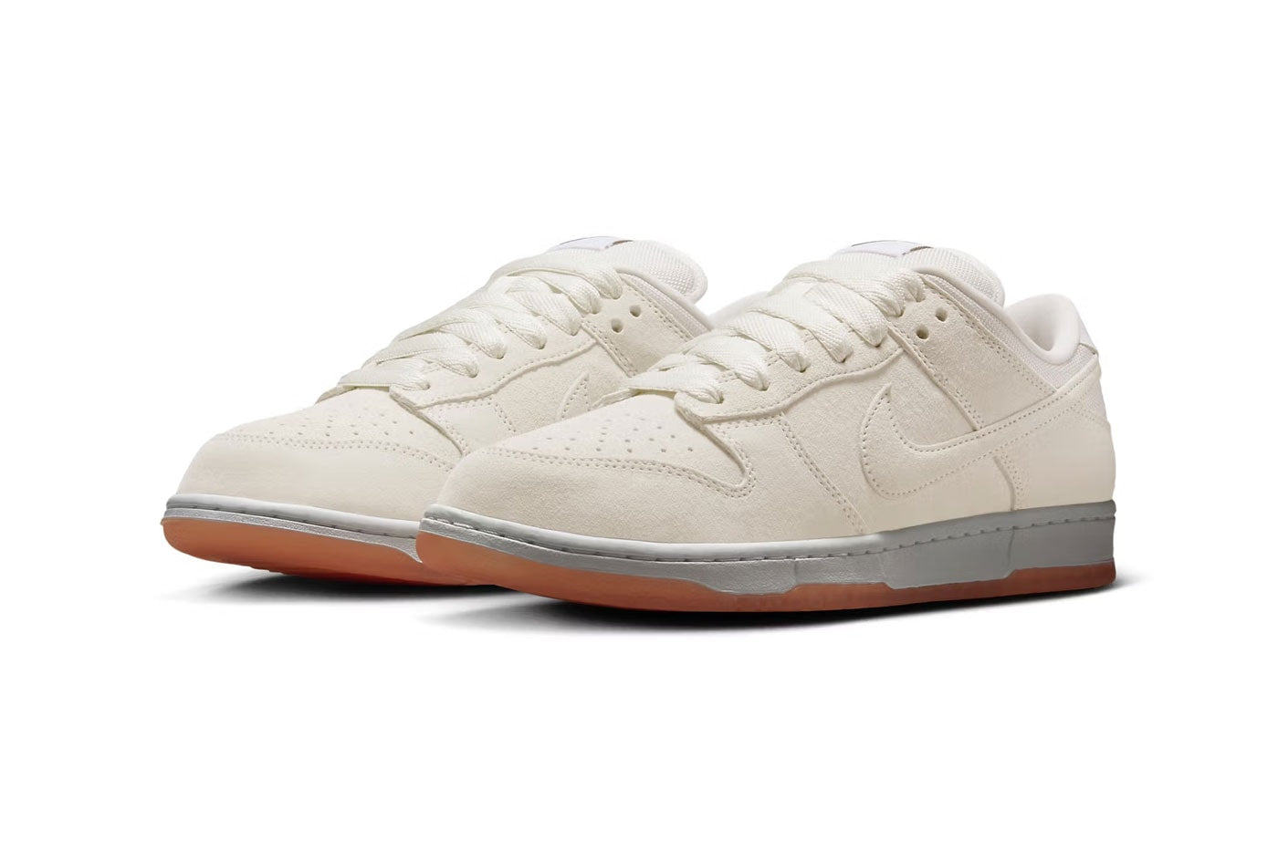 NIKE SB DUNK LOW PRO B PALE IVORY