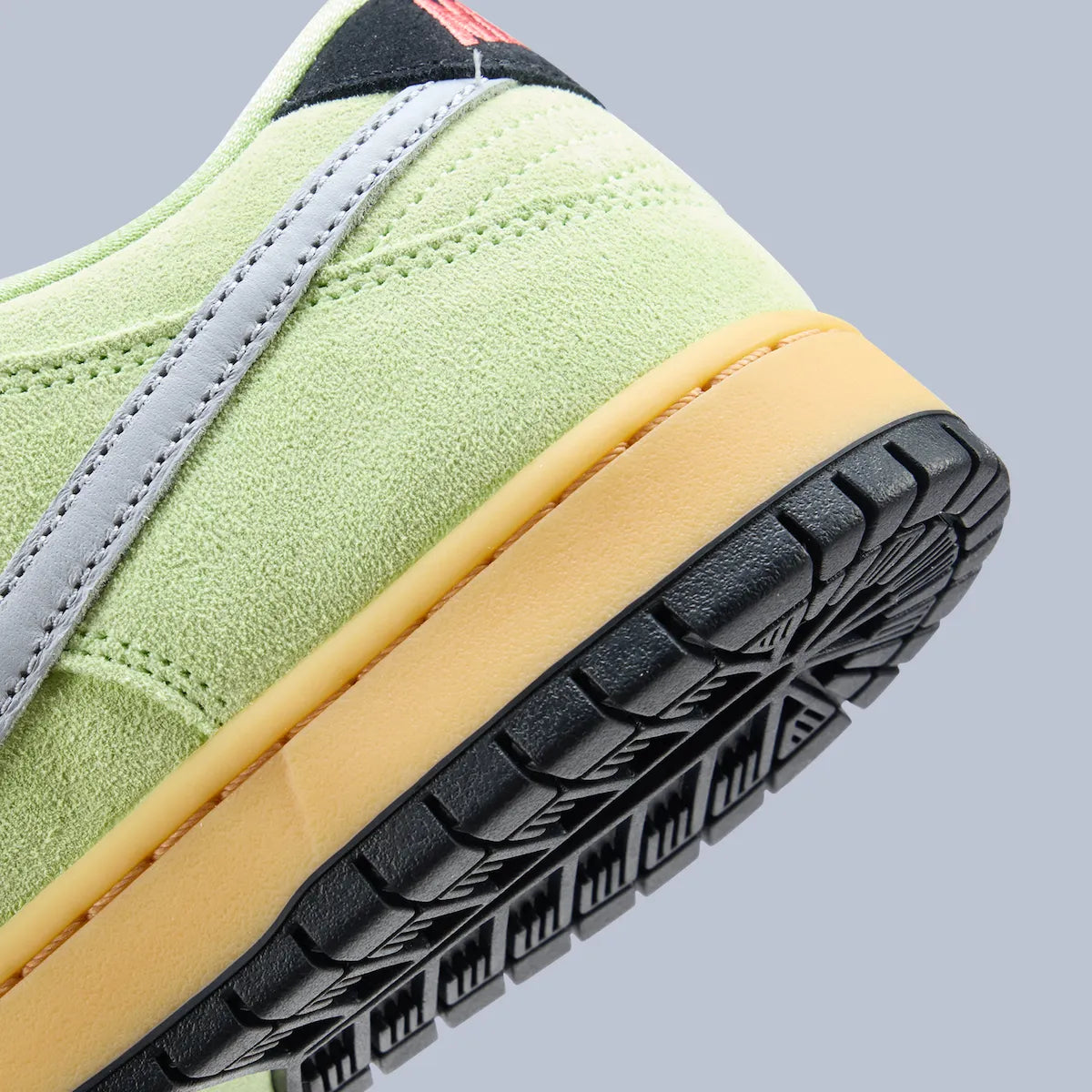 NIKE SB DUNK LOW PRO PRM VERDUGO MOUNTAIN