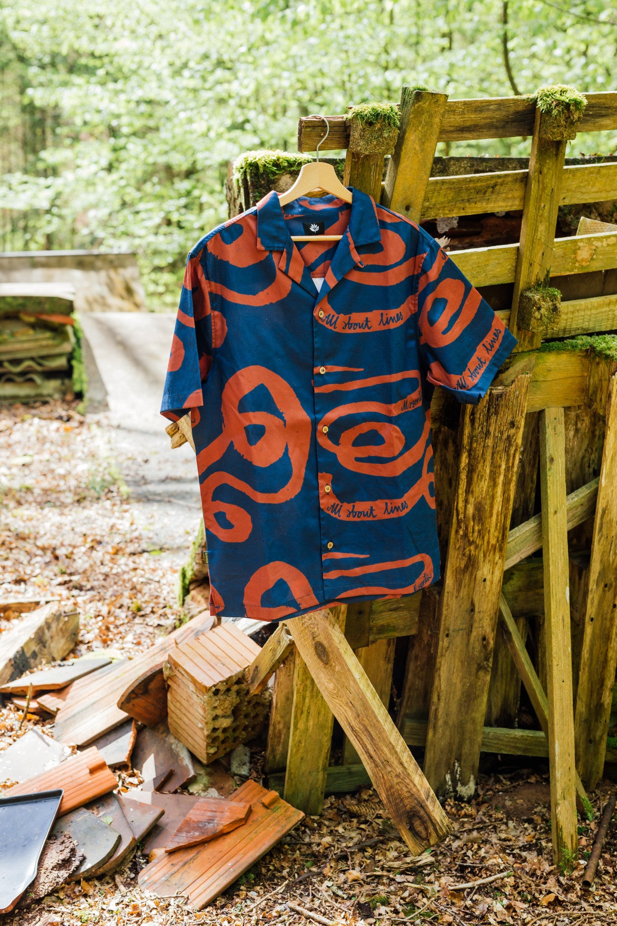 MAGENTA SKATEBOARDS LINES SHIRT NAVY BLUE