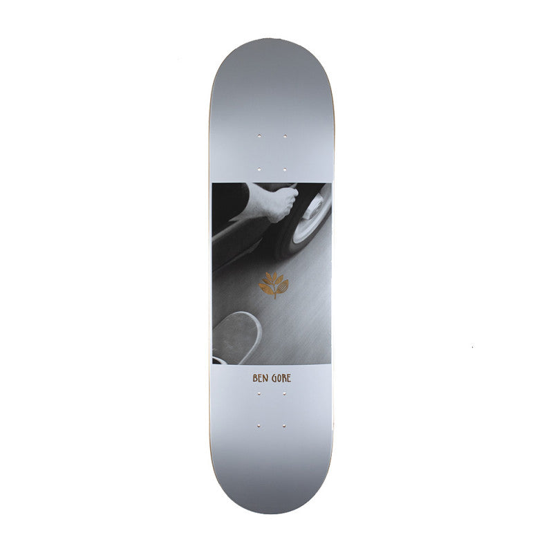 MAGENTA SKATEBOARDS BEN GORE GUEST ARTIST SKITCH DECK