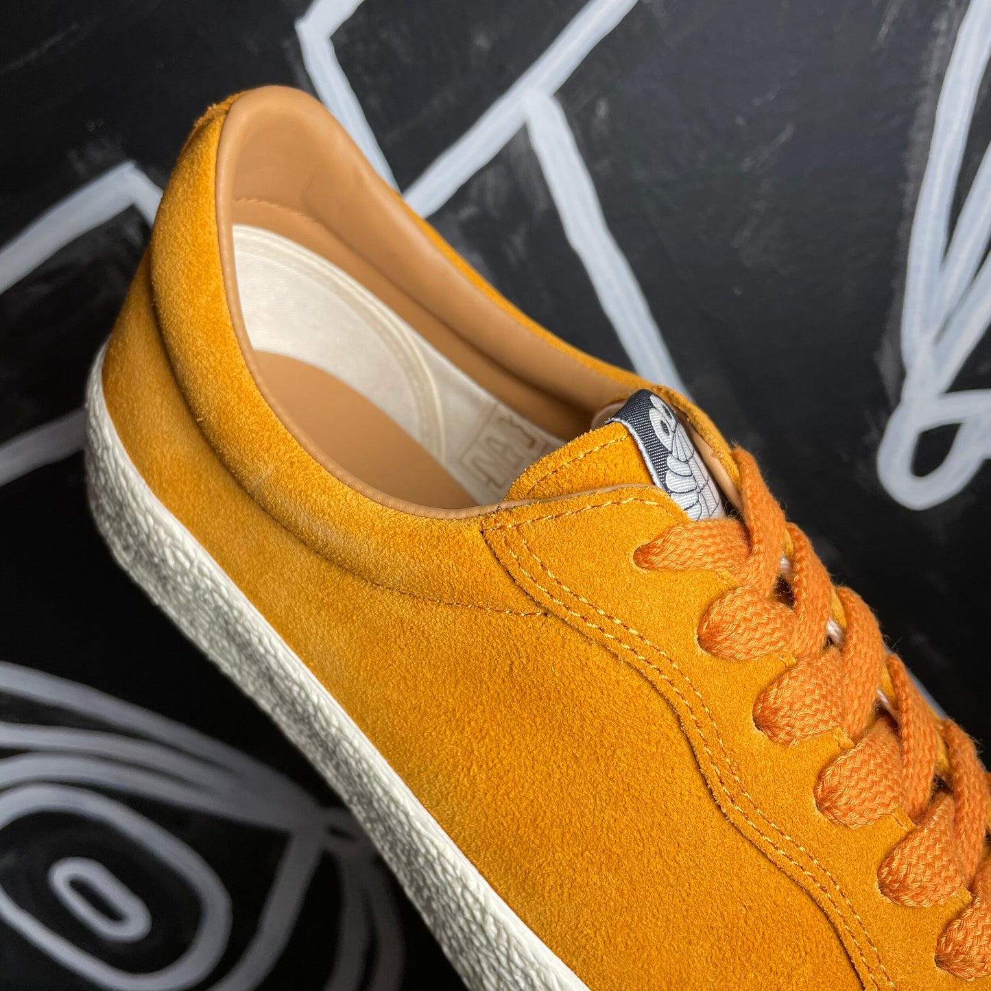 LAST RESORT AB VM002 CHEDDAR SUEDE