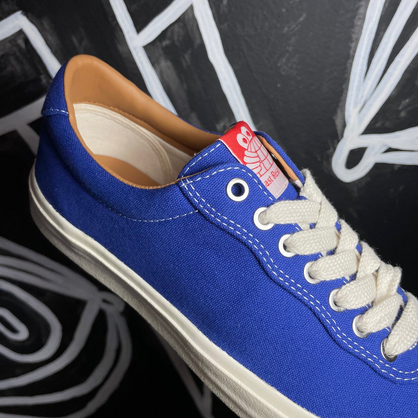LAST RESORT AB VM001 TRUE BLUE CANVAS LOW