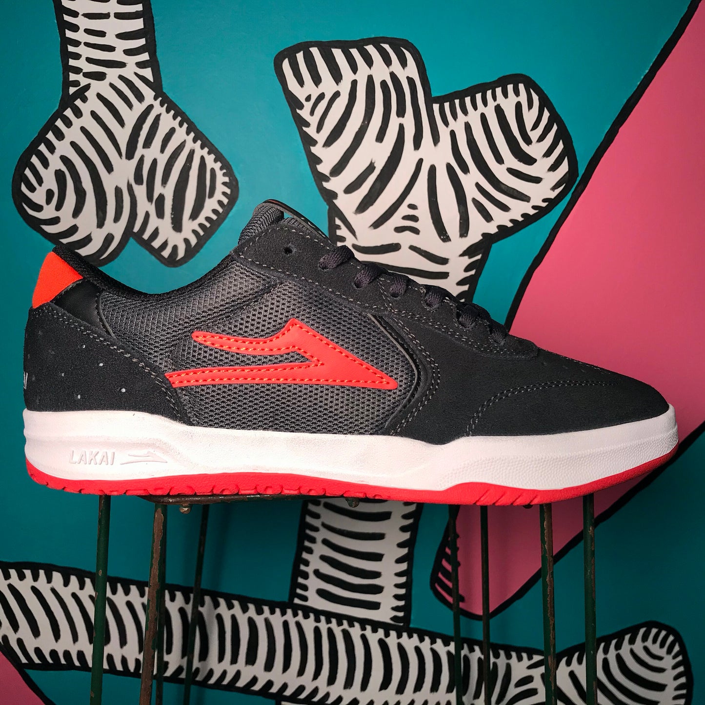 LAKAI LTD ATLANTIC BLACK RED