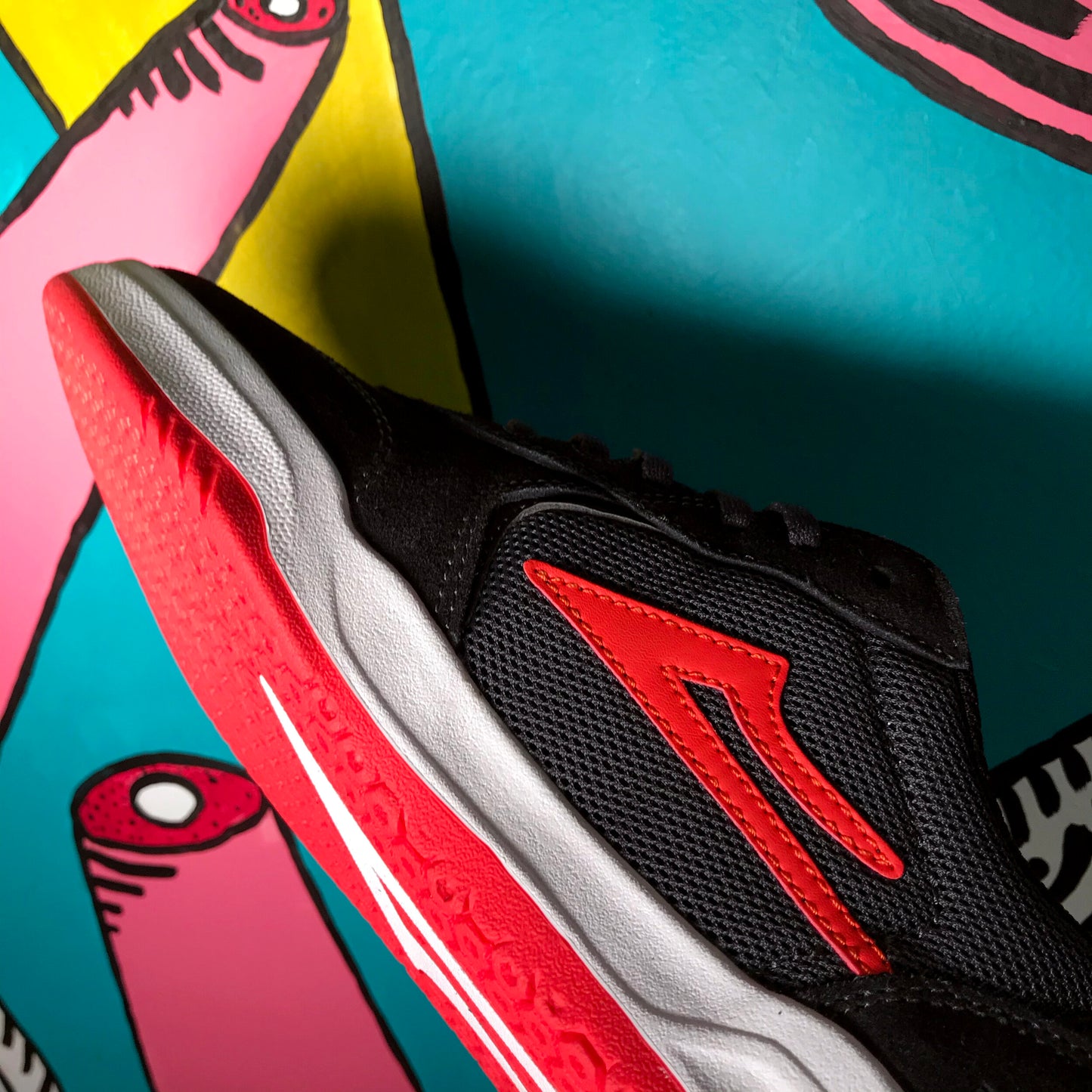 LAKAI LTD ATLANTIC BLACK RED