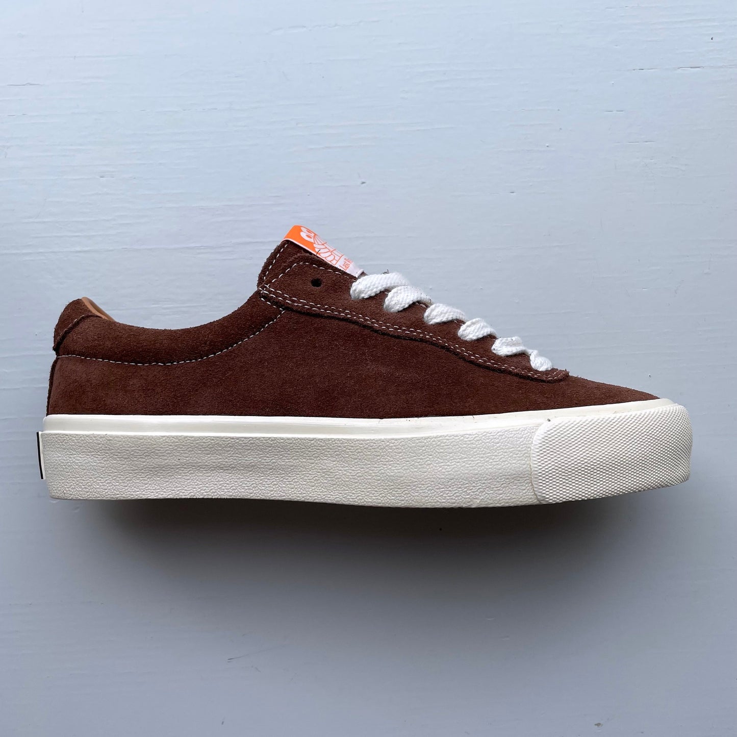 LAST RESORT AB VM001 SUEDE CHOCOLATE BROWN/WHITE