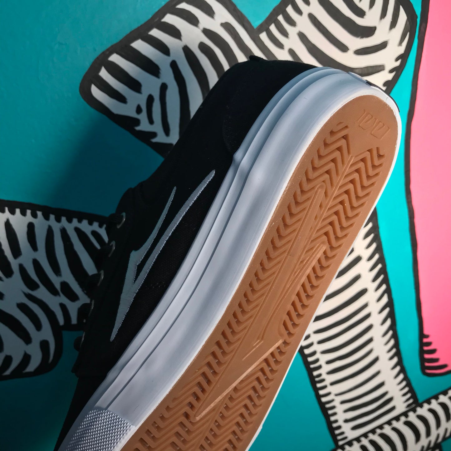 LAKAI LTD GRIFFIN CANVAS