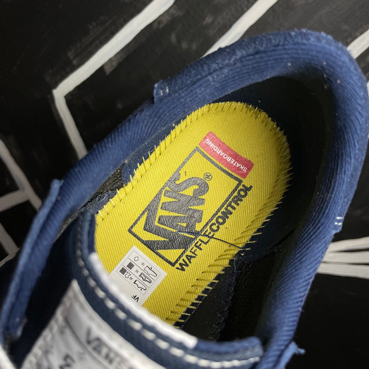 VANS BERLE NAVY/GOLD