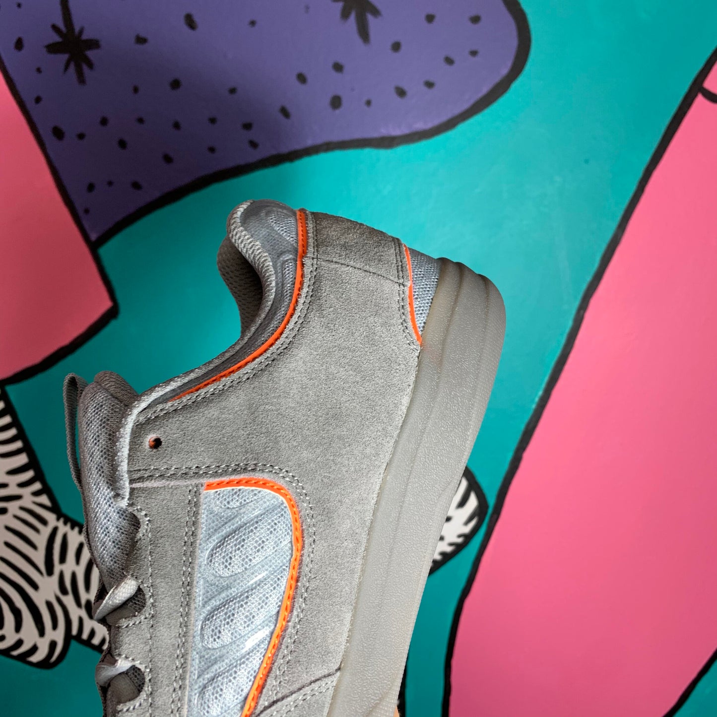 LAKAI LTD CAROLL GREY ORANGE SUEDE