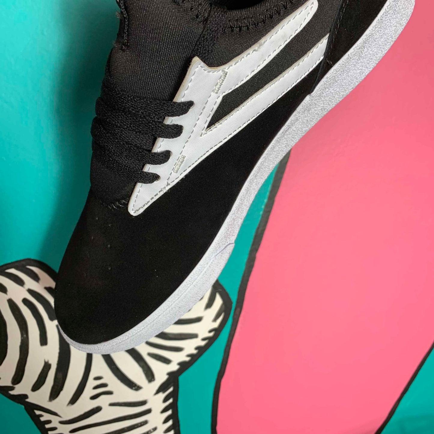 LAKAI LTD DOVER BLACK SUEDE