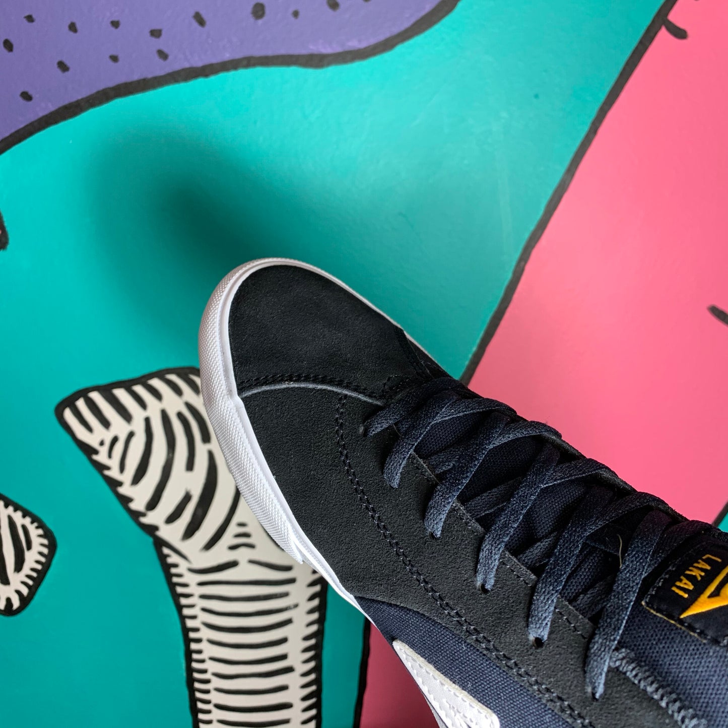 LAKAI LTD FLACO II MID NAVY SUEDE