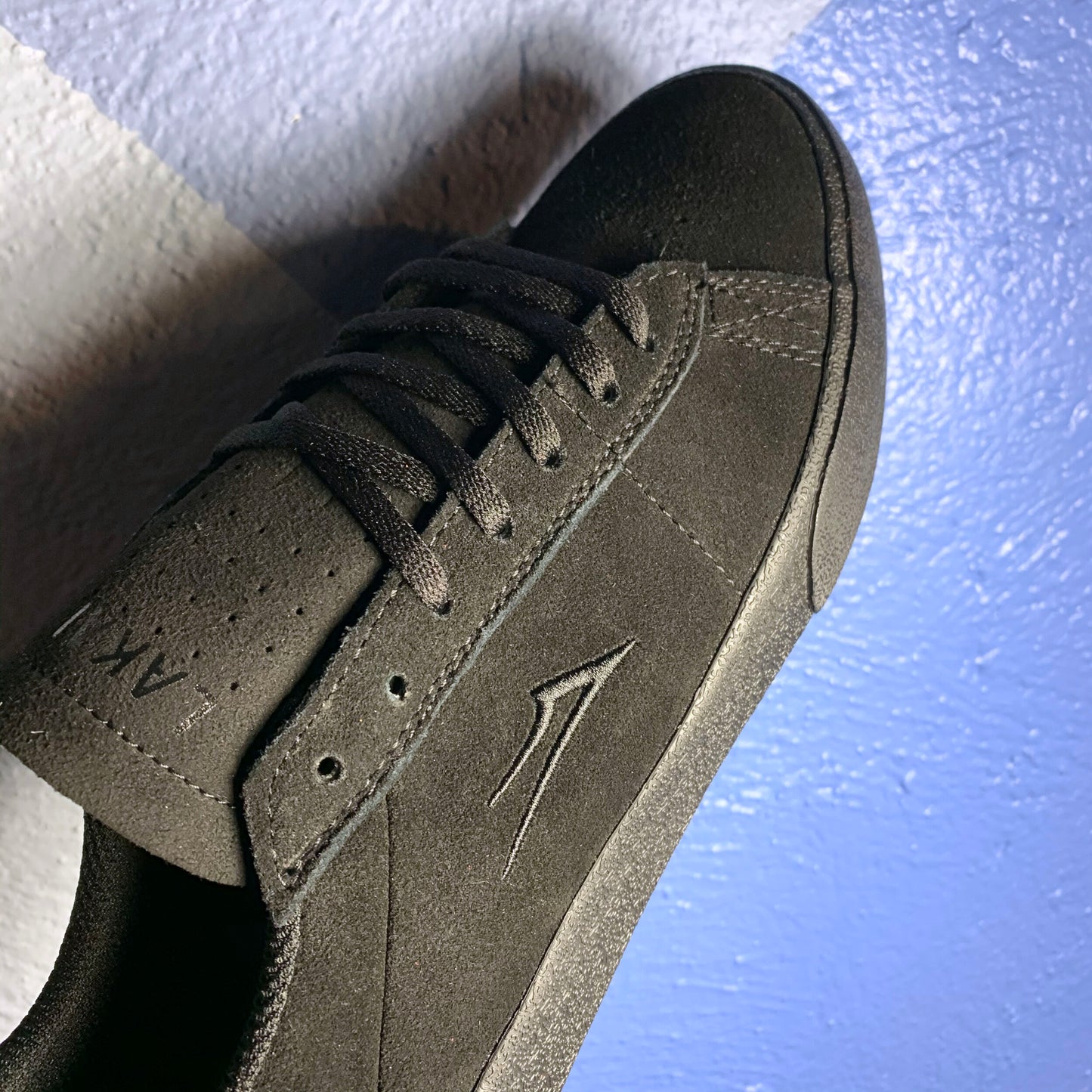 LAKAI LTD NEWPORT BLACK BLACK SUEDE