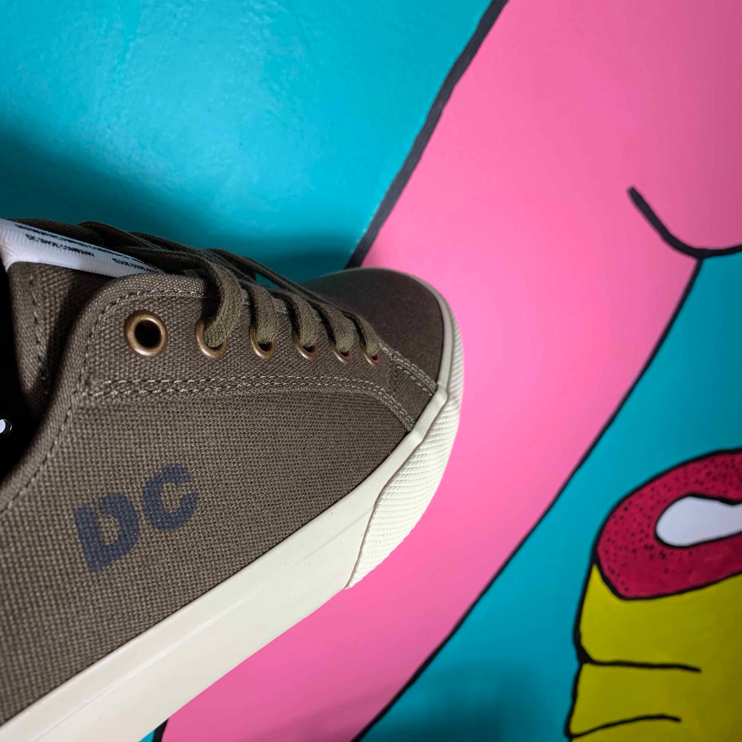 DC SHOE CO MANUAL SVM SKATE SHOES ARMY OLIVE