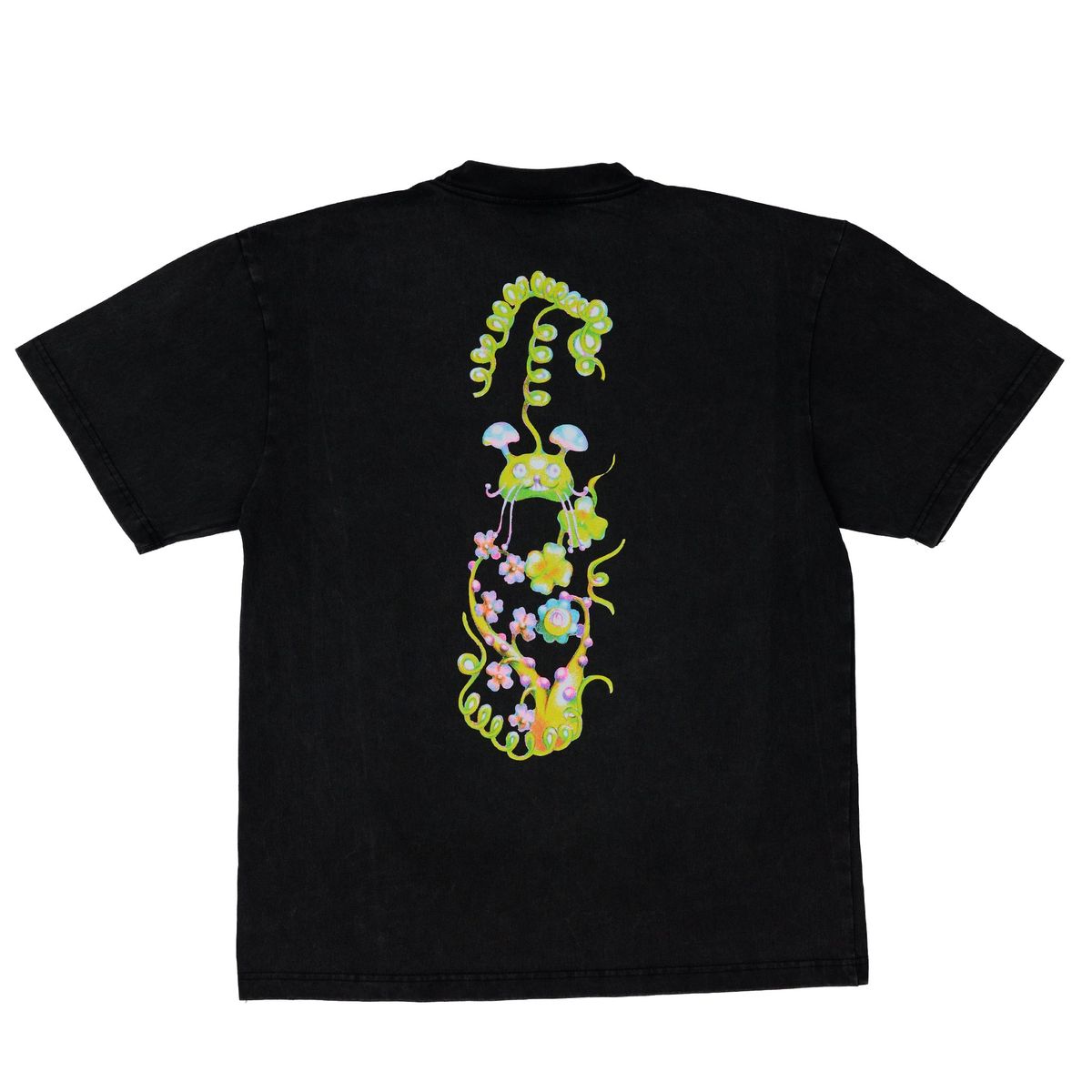 APRIL SKATEBOARDS MUSHROOM BY EMA GASPAR TEE BLACK