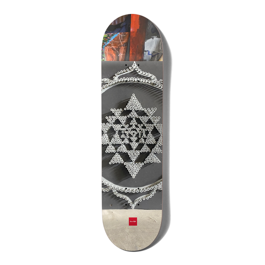 CHOCOLATE SKATEBOARDS ALAVAREZ MADALA DECK 8.25