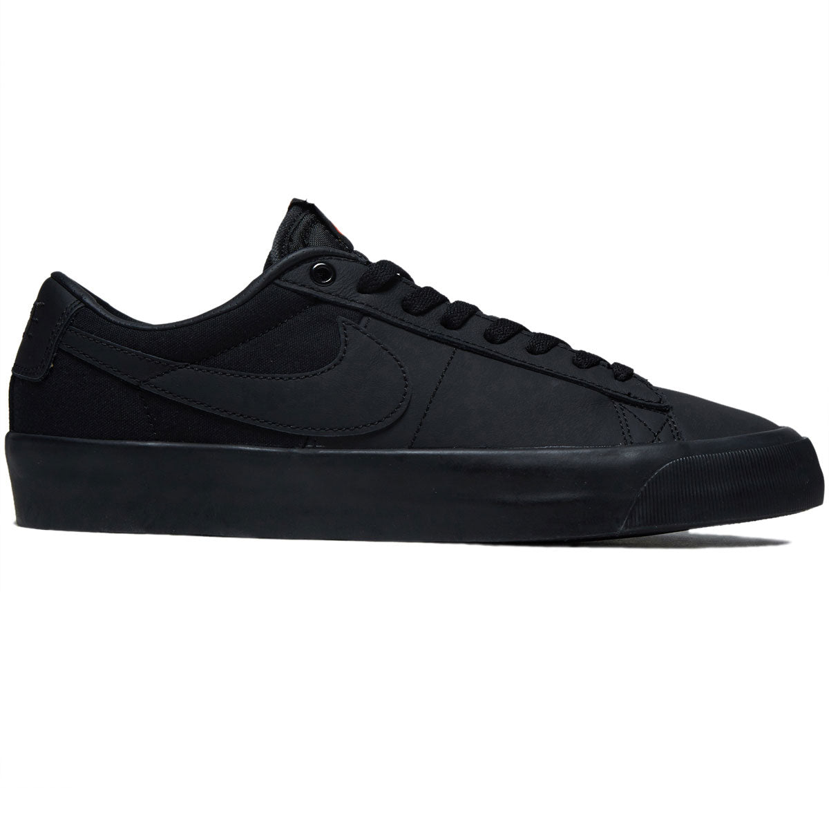 NIKE SB GT BLAZER LOW PRO ISO BLACK/BLACK