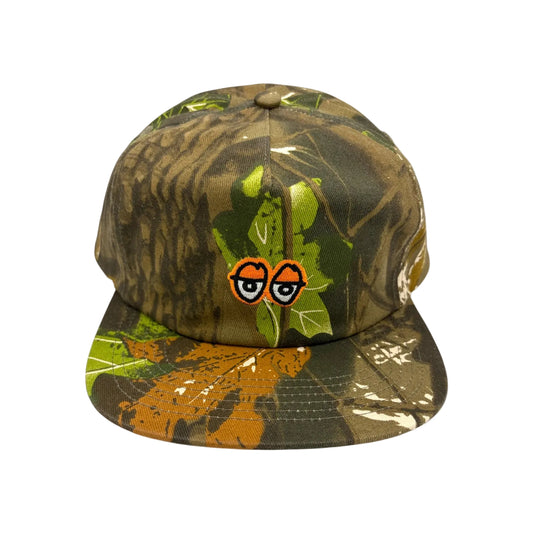 KROOKED SKATEBOARDS CAMO EYES SNAPBACK CAP