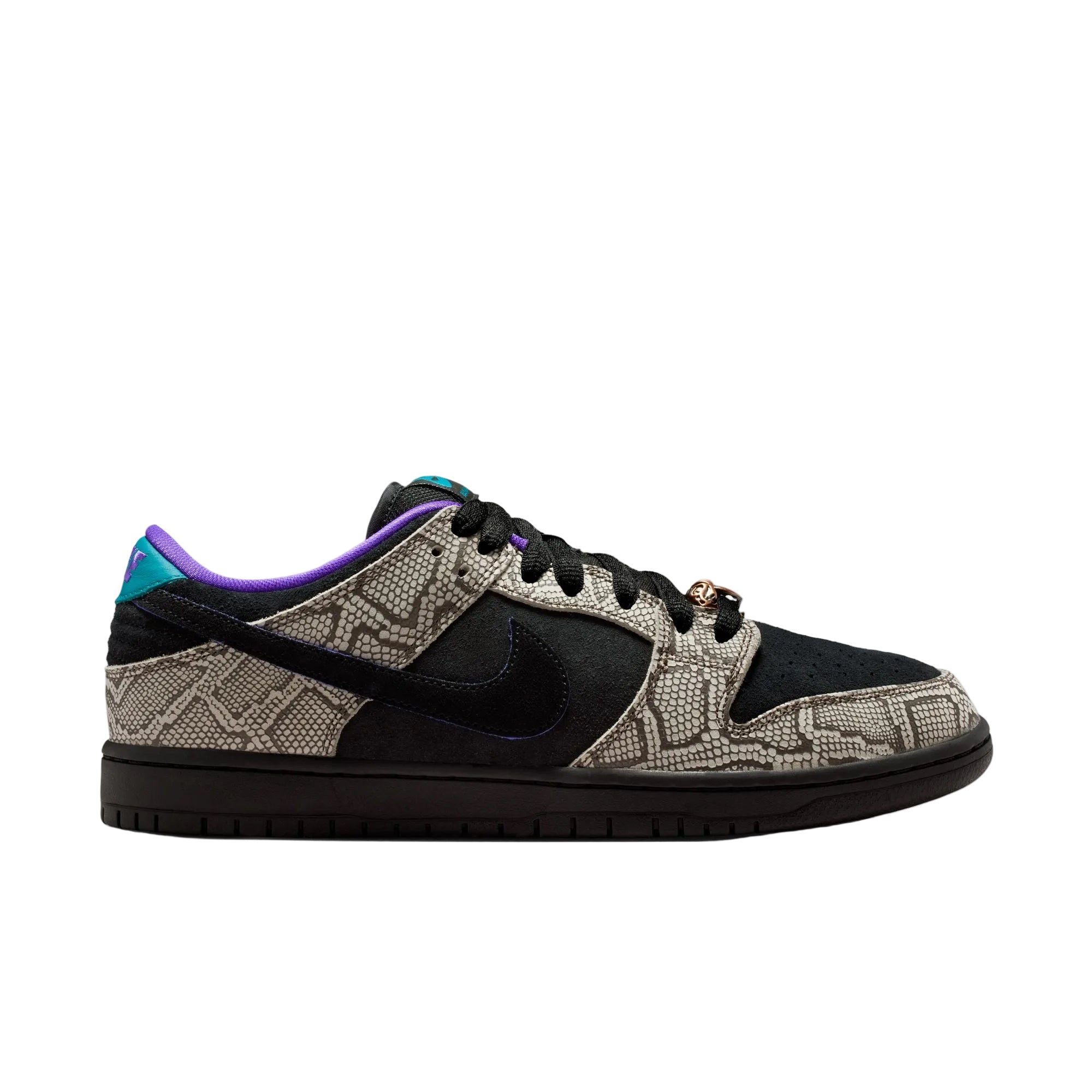 NIKE SB Dunk Low ブラック/パープル NIKE SB DUNK LOW PRO DASHAWN BLACK/PURPLE – Olympia Skateshop