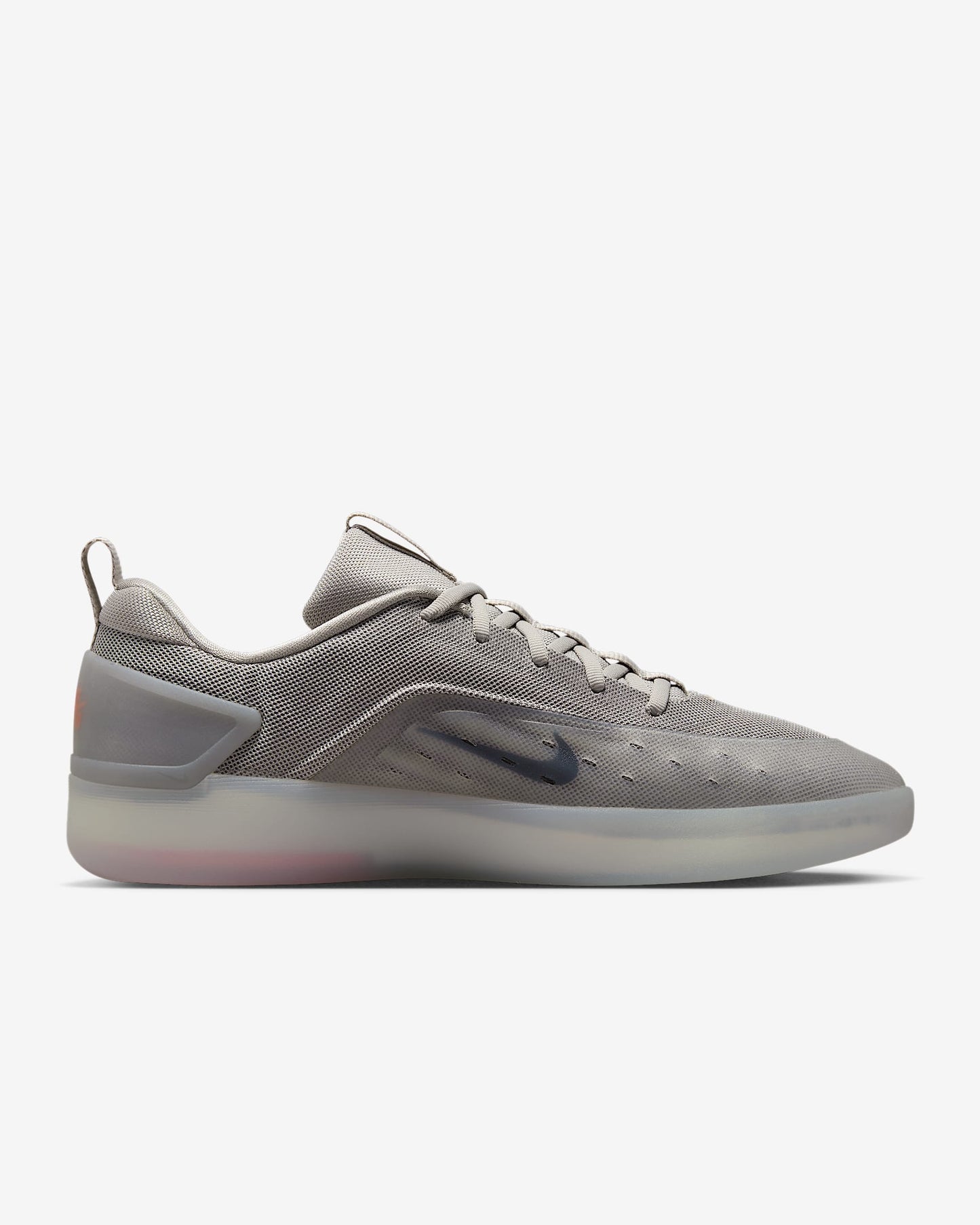 NIKE SB ZOOM NYJAH 4 COLLEGE GREY/LIGHT SILVER