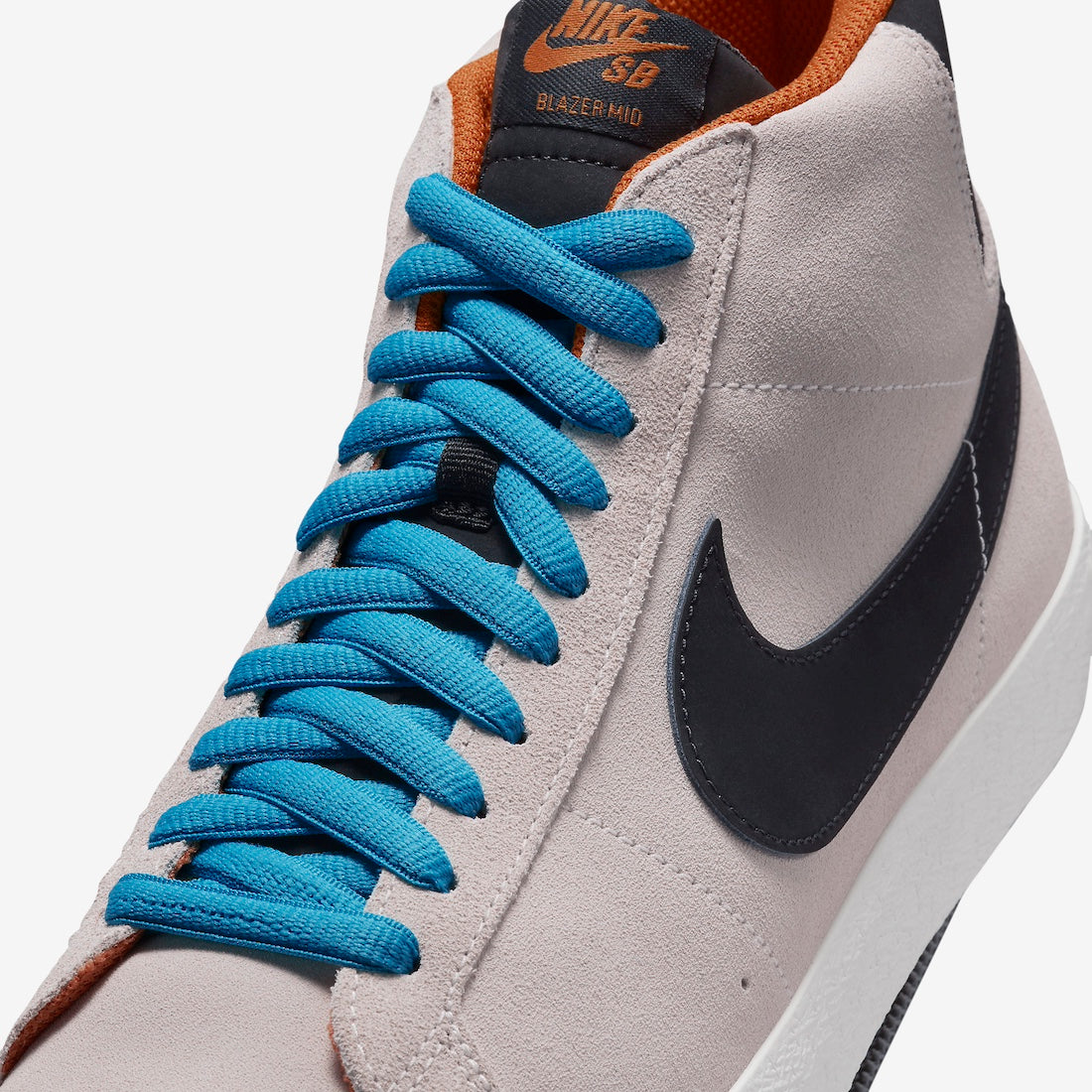 NIKE SB BLAZER MID OLYMPIC PHANTOM/BLACK/MONARCH