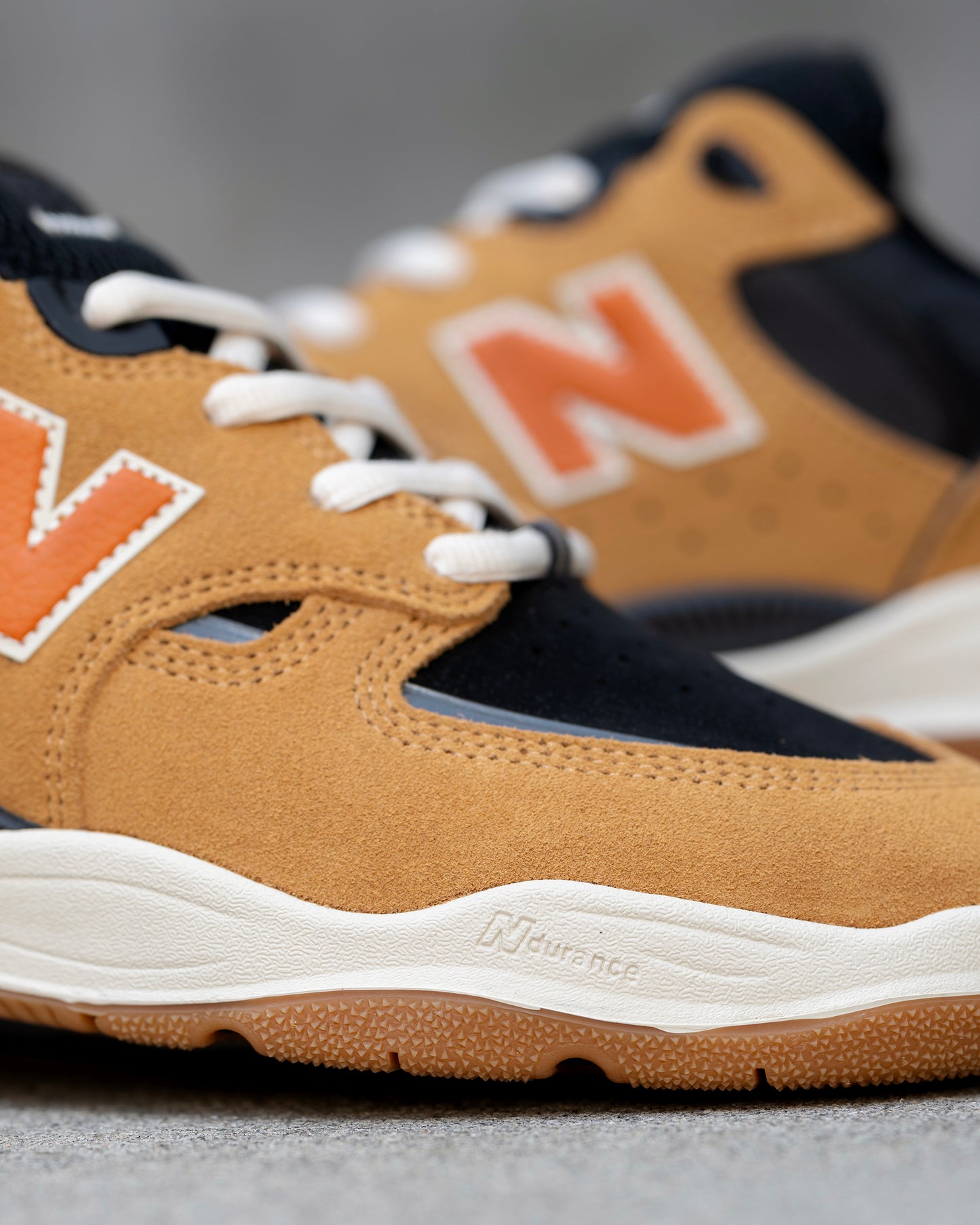NEW BALANCE NUMERIC 1010 TIAGO BROWN/BLACK
