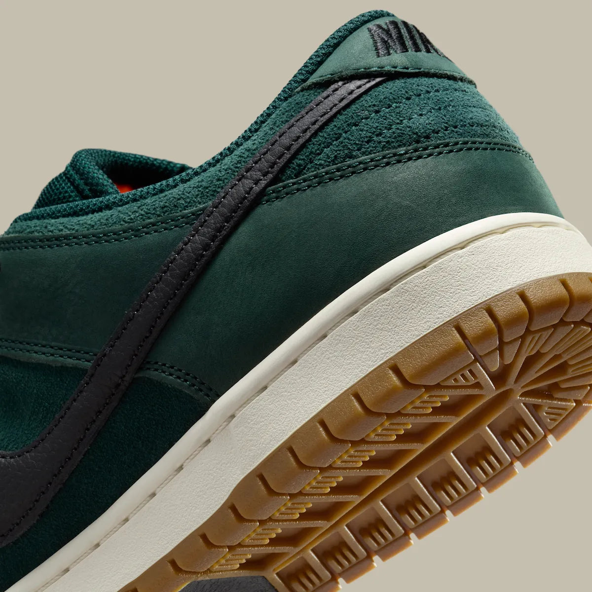 NIKE SB DUNK LOW PRO OL DEEP FIR/BLACK/SAIL – Olympia Skateshop