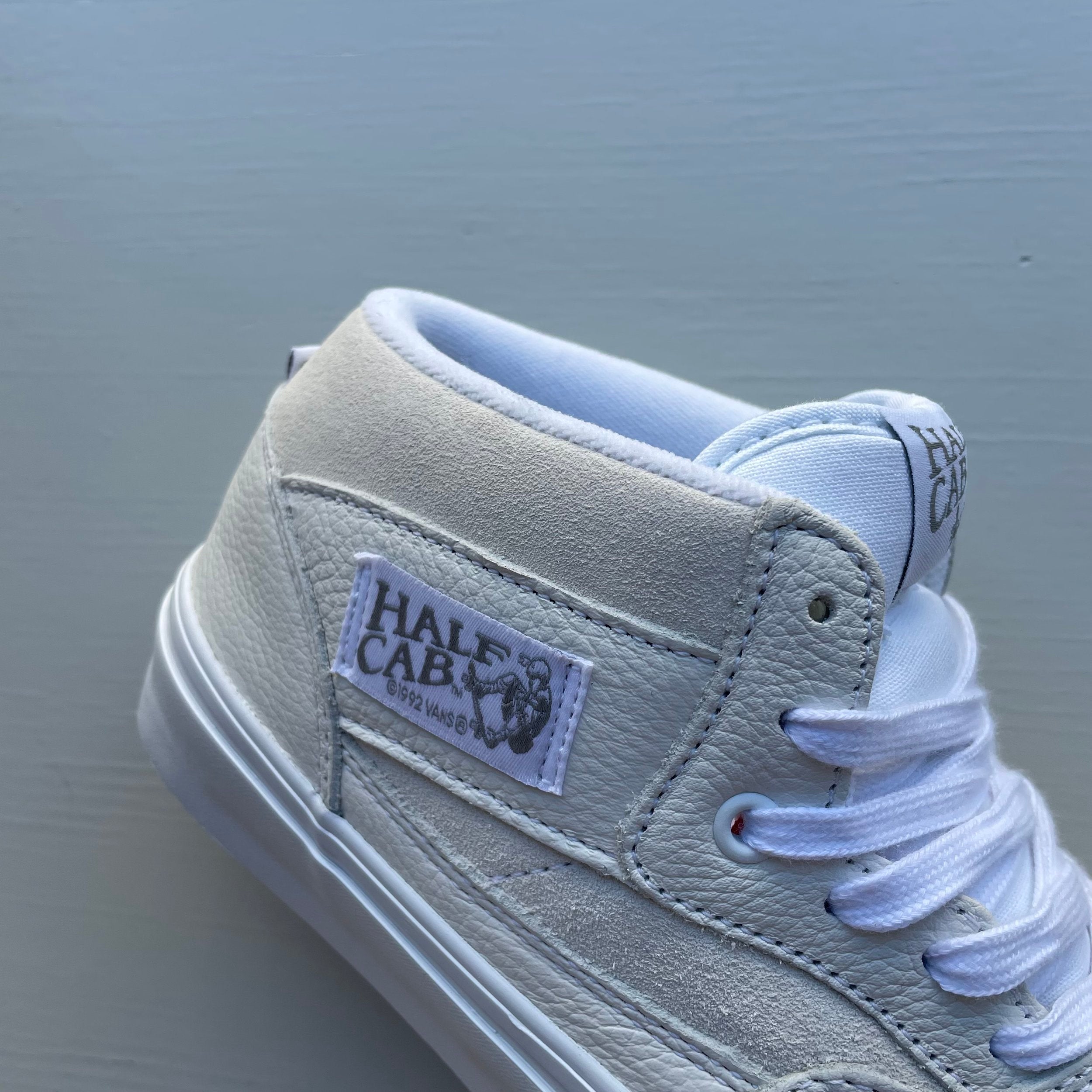 Vans half outlet cab white leather