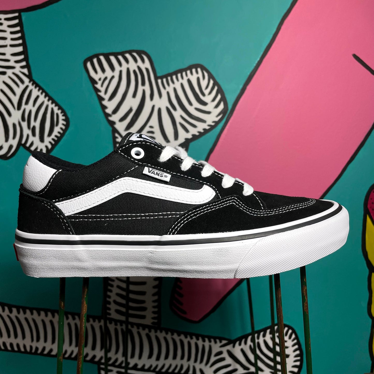 VANS SKATE ROWAN PRO BLACK / WHITE