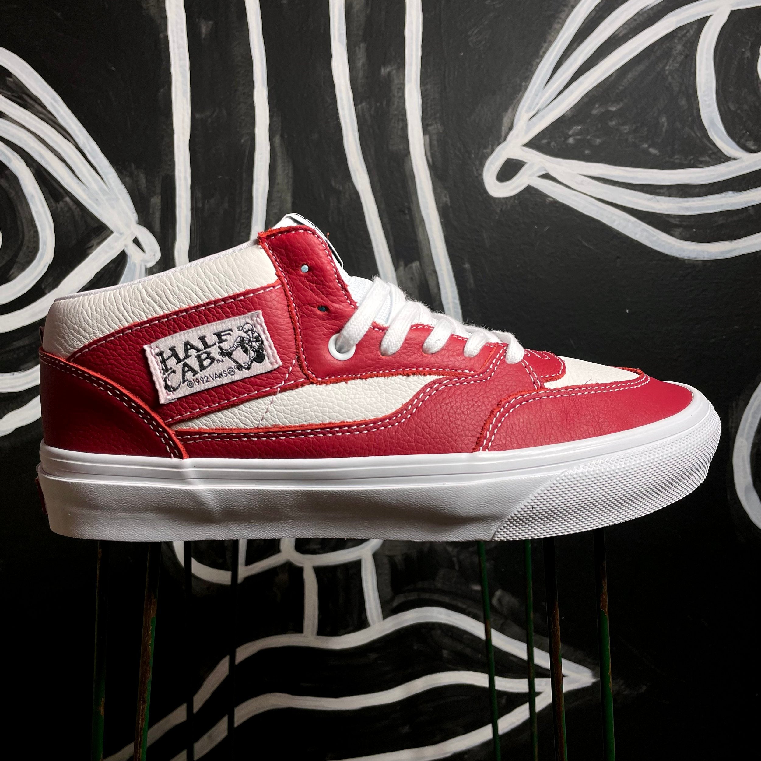 Vans half outlet cab red