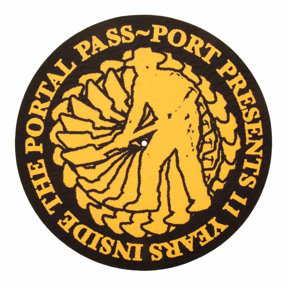 PASS~PORT SKATEBOARDS 11 YEAR SLIPMAT GOLD BLACK